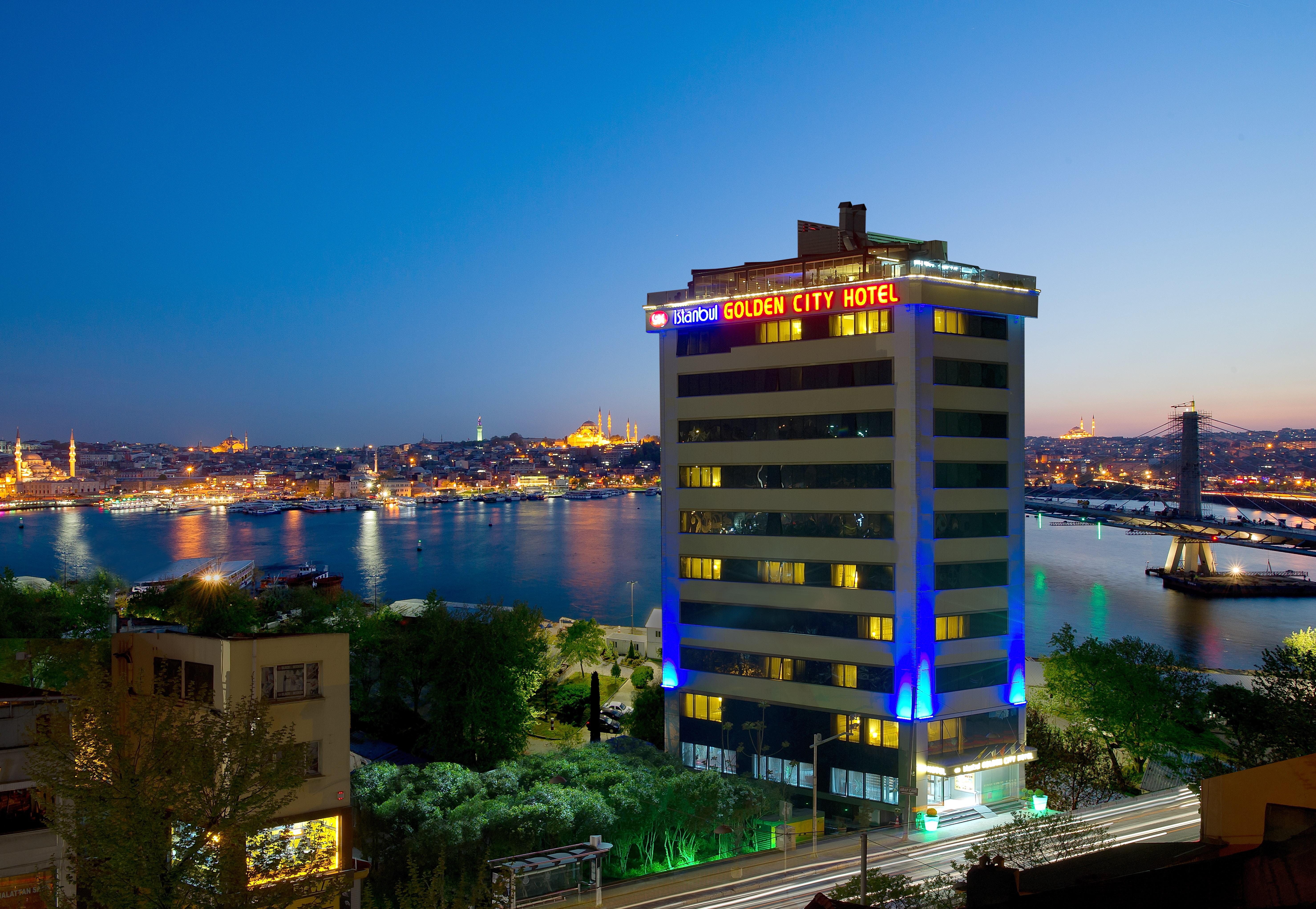 Город golden. Istanbul Golden City Hotel. City Hotel Стамбул. Golden City Турция. The Halich Hotel Istanbul Karakoy.